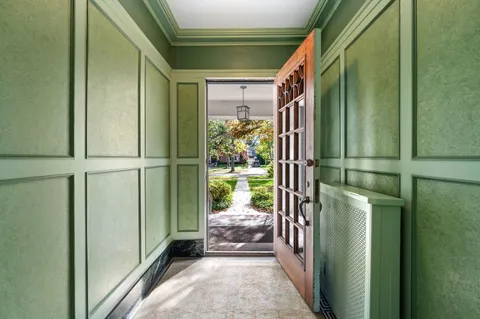 $2,975,000 | 2855 Sheridan Place, Evanston, IL 60201