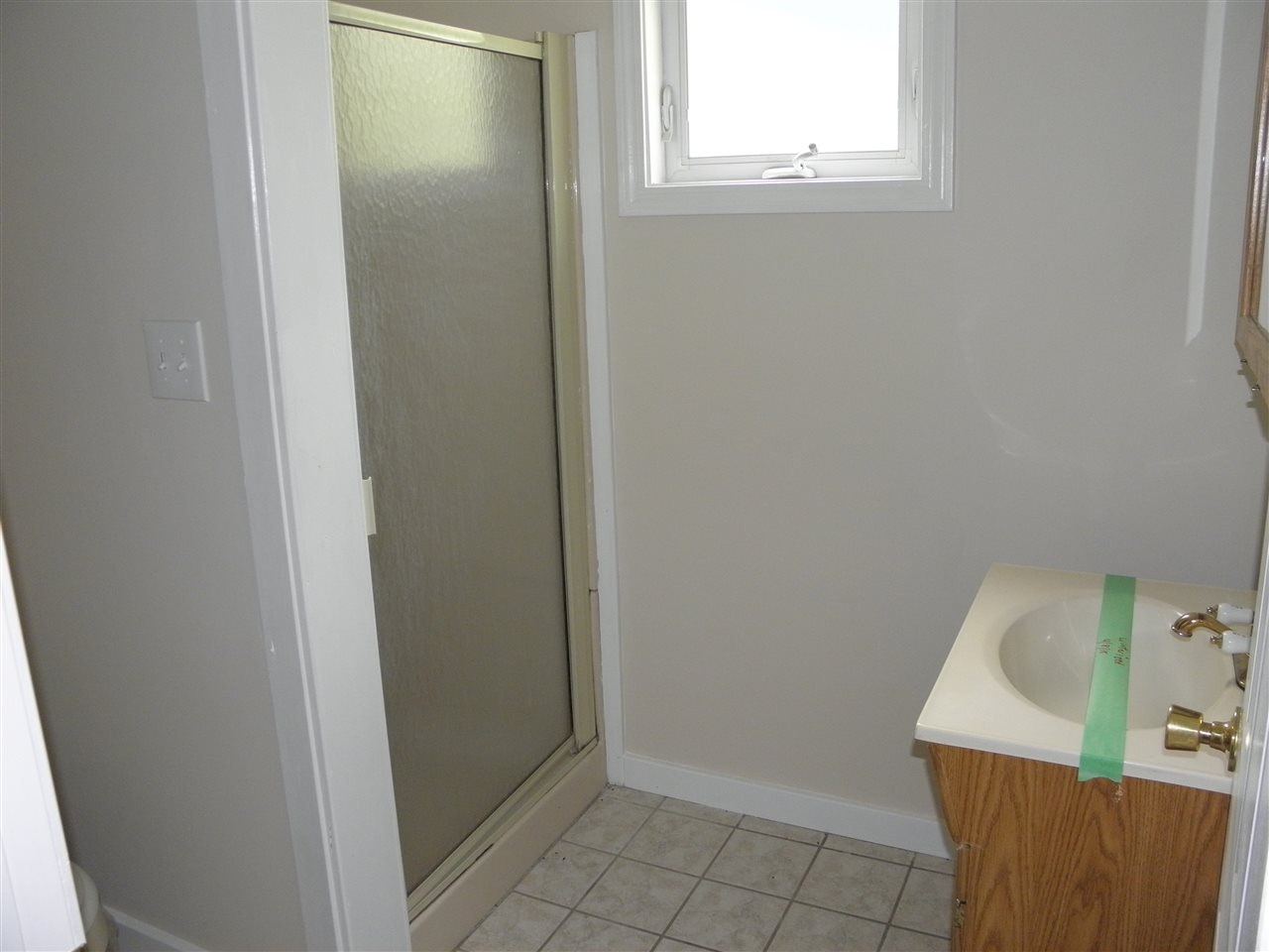 9 Morrison Road Raymond, NH 03077 - Photo 6 of 14 Gallery Image 6