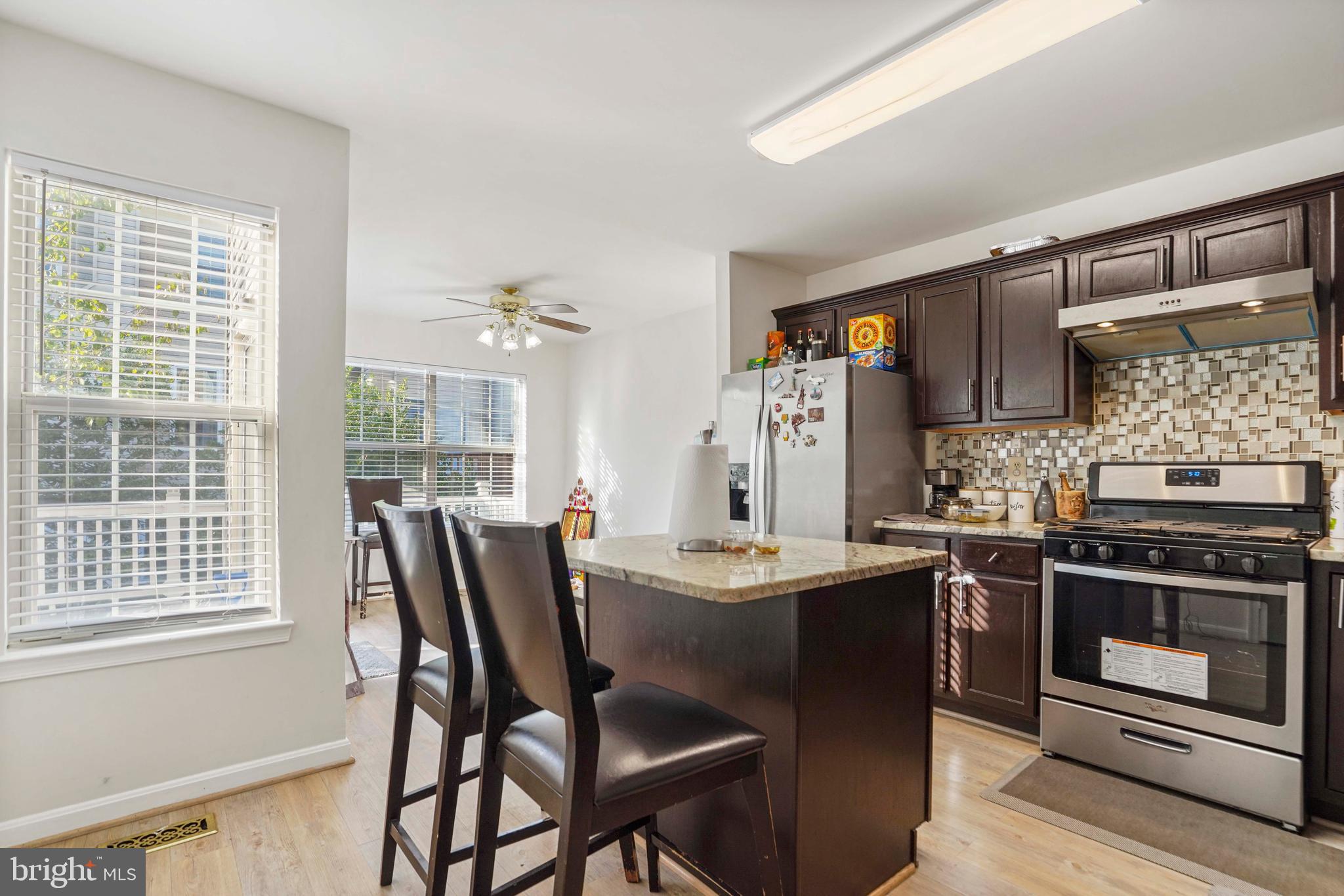 13118 Plotner Farm Road Herndon, VA 20171 - Photo 10 of 32