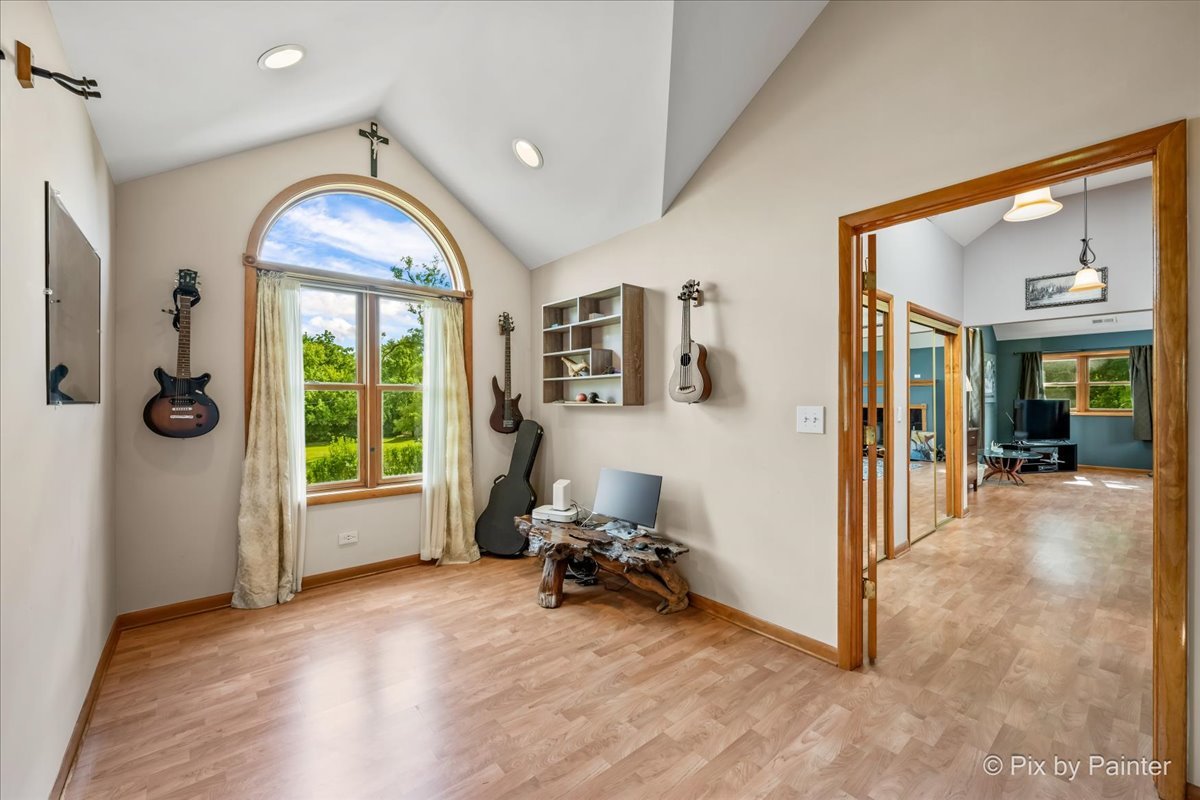 4N260 Walter Road Addison, IL 60101 - Photo 21 of 53