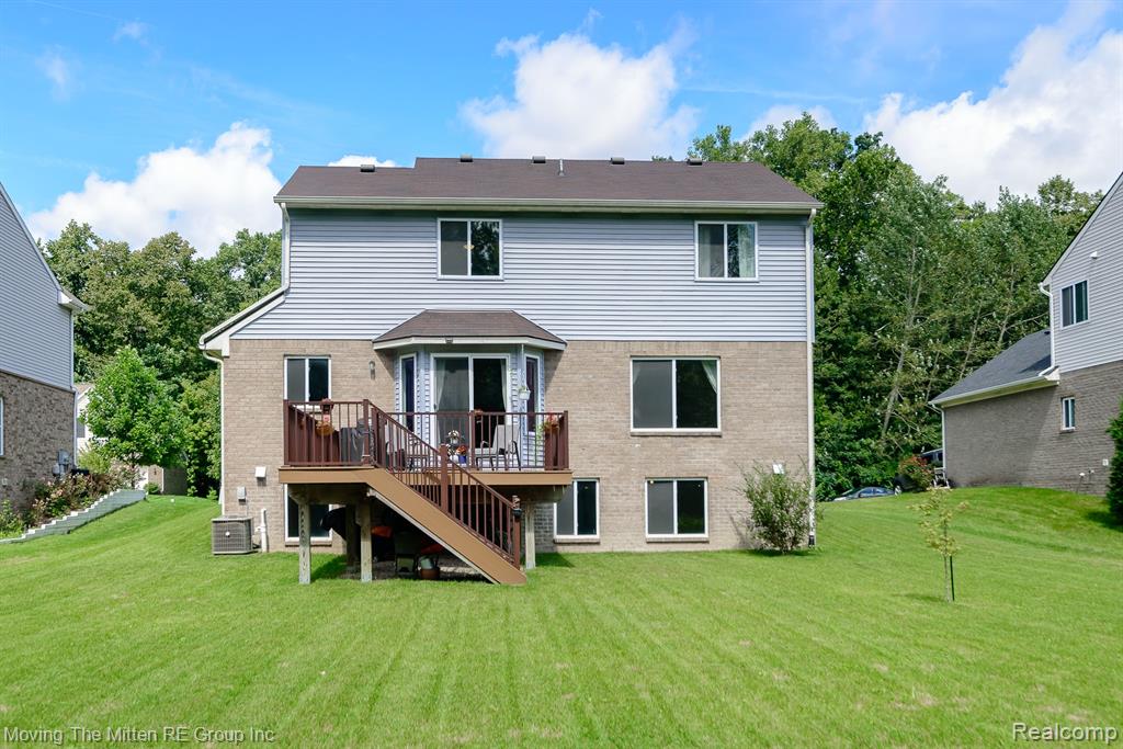42773 Colonial Road Belleville, MI 48111 - Photo 38 of 47 Gallery Image 38
