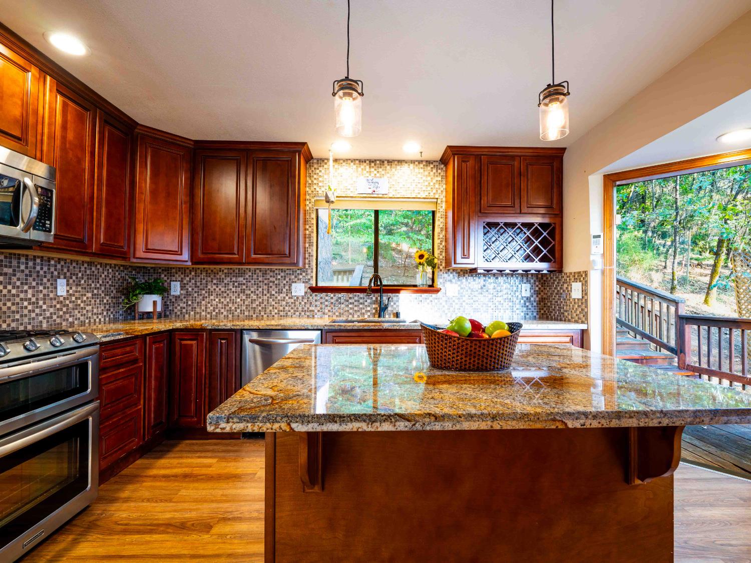 11419 Sunset Place Grass Valley, CA 95949 - Photo 12 of 47