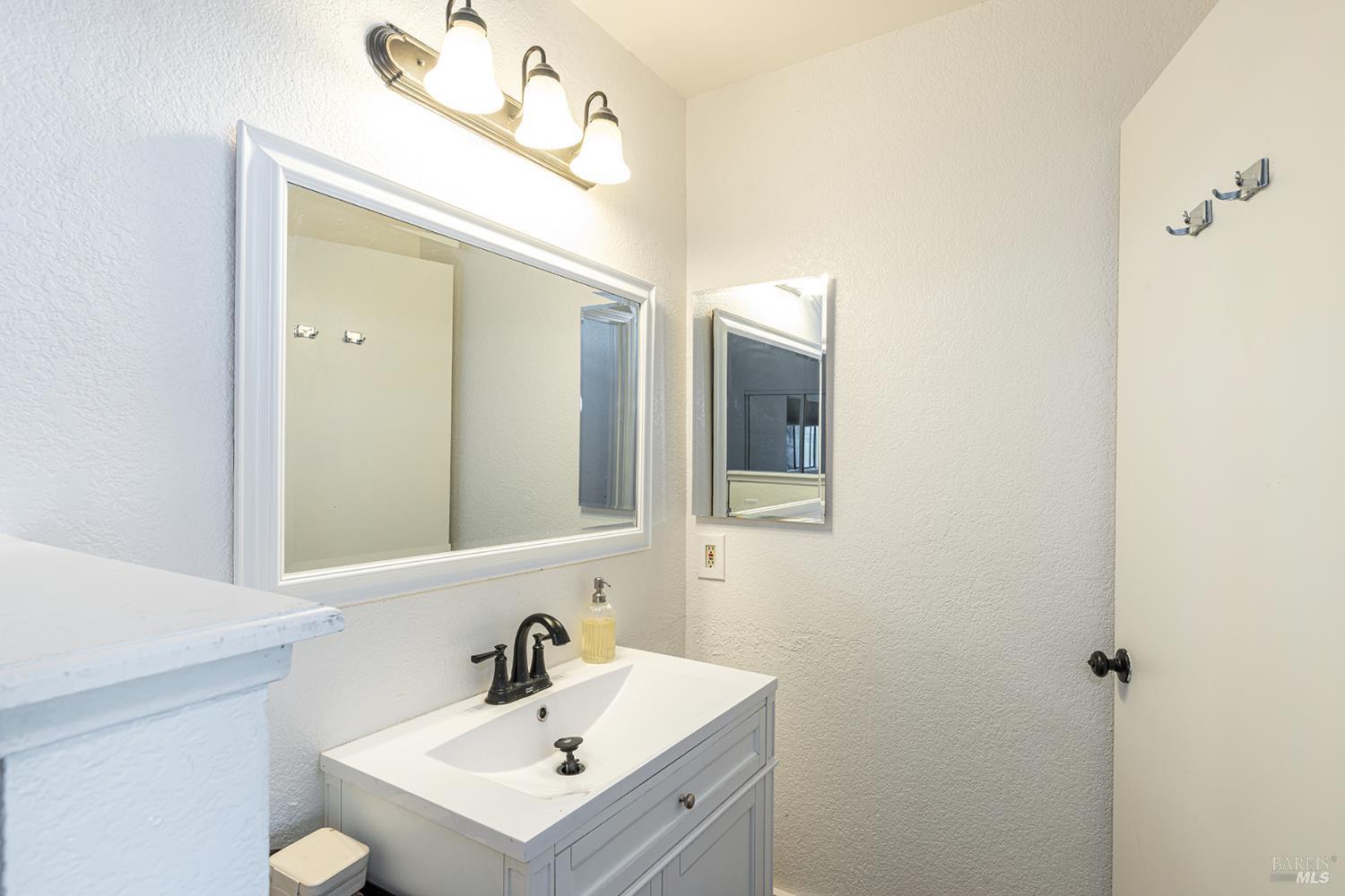 690 Claudius Way Windsor, CA 95492 - Photo 20 of 27