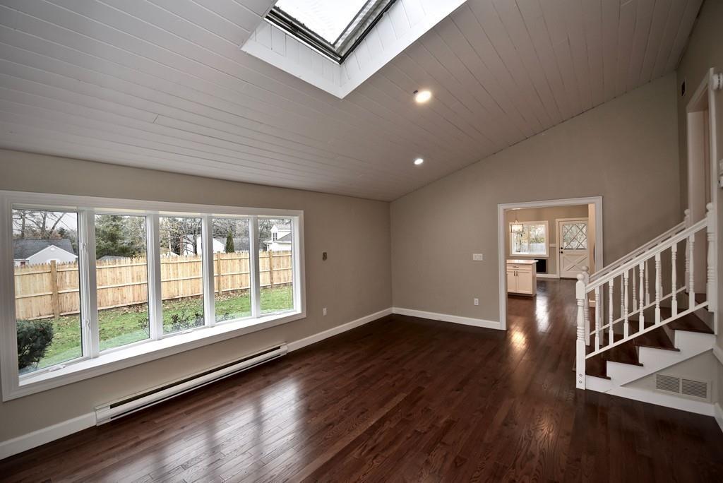 11 Savoy Road Hamilton, MA 01982 - Photo 3 of 21 Gallery Image 3