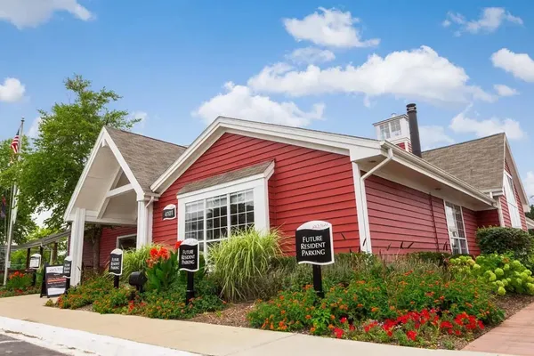 $2,424 | 4115 Landing Drive, Unit 3A, Aurora, IL 60504