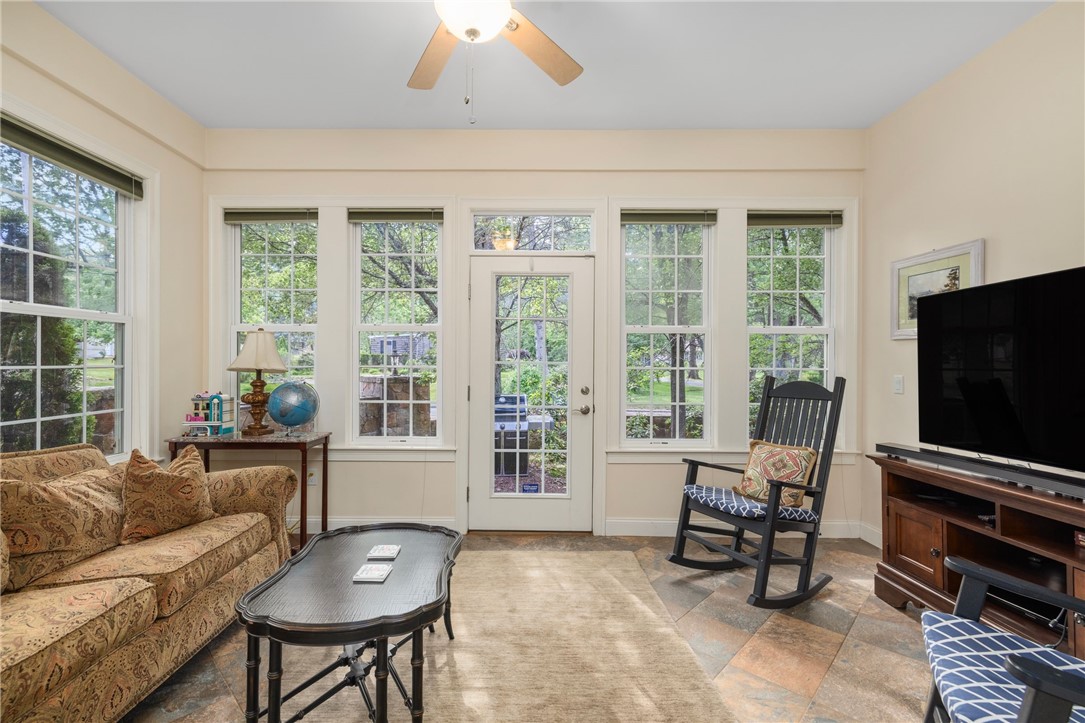 315 Old River Road, Unit 6 Lincoln, RI 02838 - Photo 20 of 47