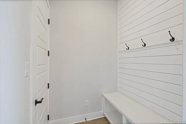 $633,900 | 189 Wisteria View, Castroville, TX 78009