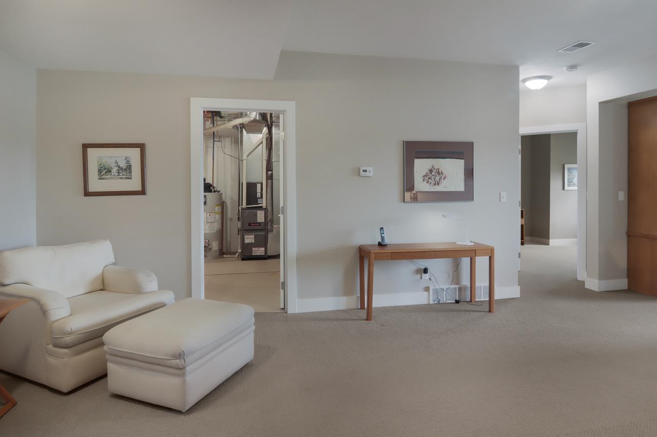 991 Lake Ridge Drive Traverse City, MI 49684 - Photo 45 of 65 1915834-44.JPG