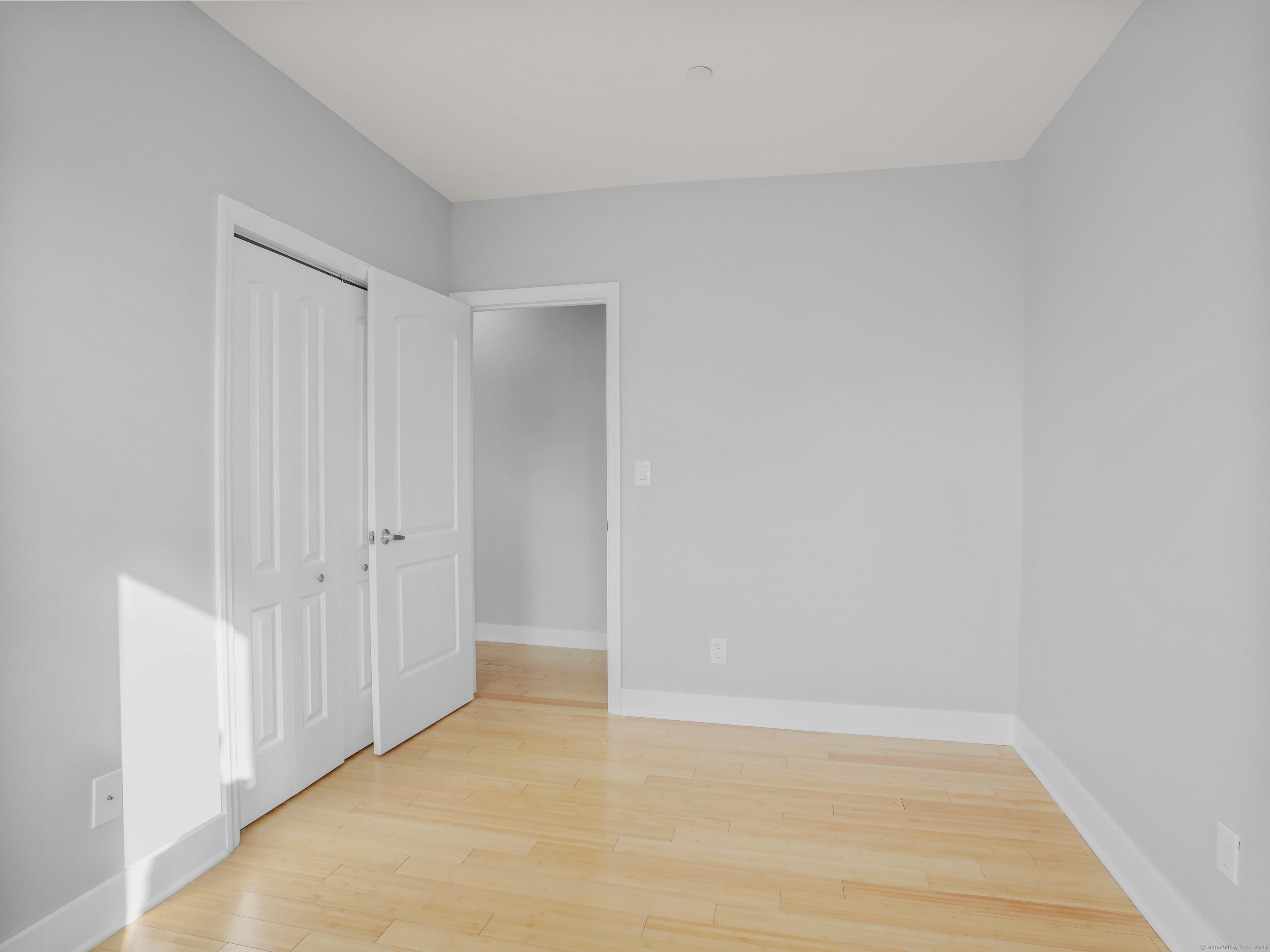 775 Atlantic Street, Unit R2 Stamford, CT 06902 - Photo 11 of 18 a view of an empty room