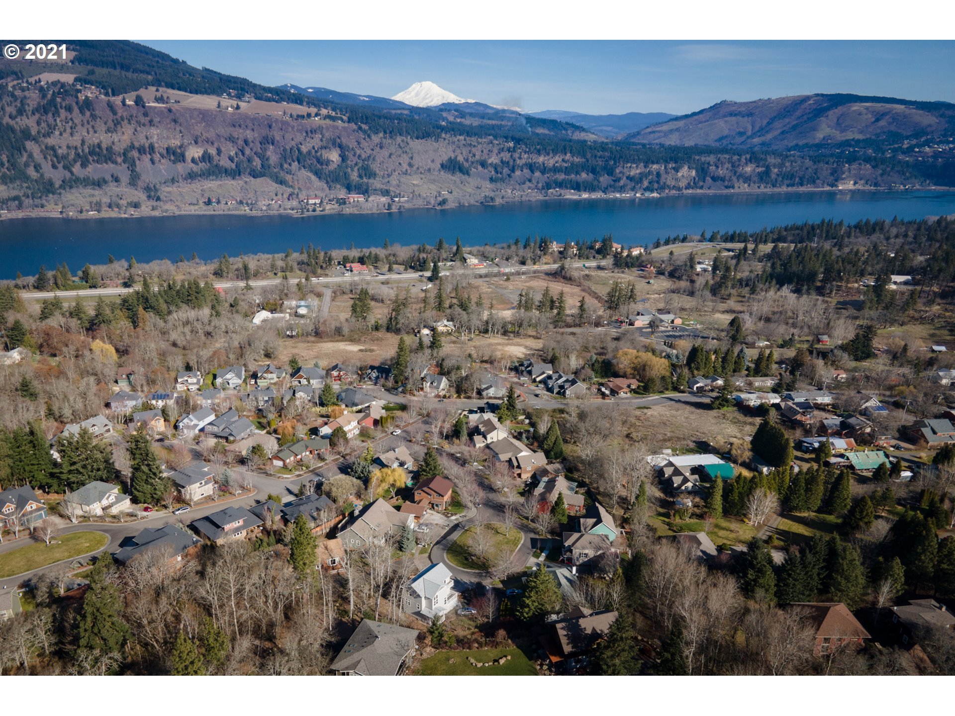 611 Ridgeview Court Hood River, OR 97031 - Photo 2 of 32 Gallery Image 2