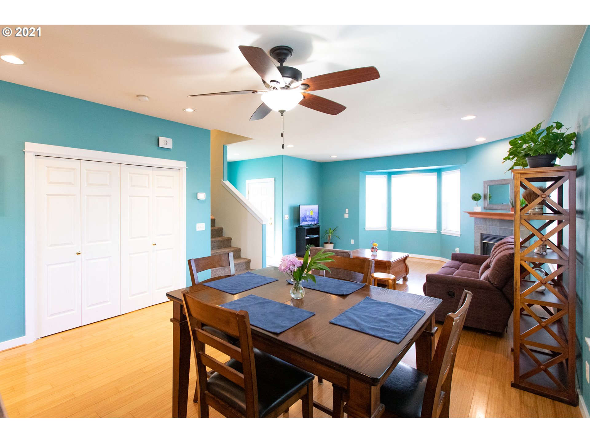 611 Ridgeview Court Hood River, OR 97031 - Photo 11 of 32 Gallery Image 11