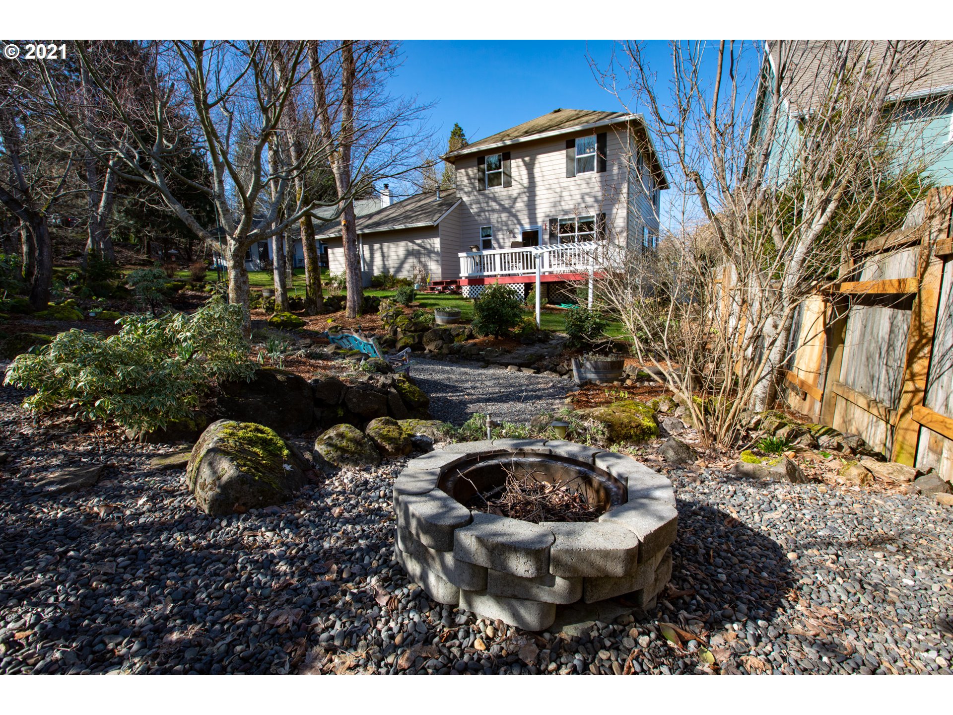 611 Ridgeview Court Hood River, OR 97031 - Photo 21 of 32 Gallery Image 21