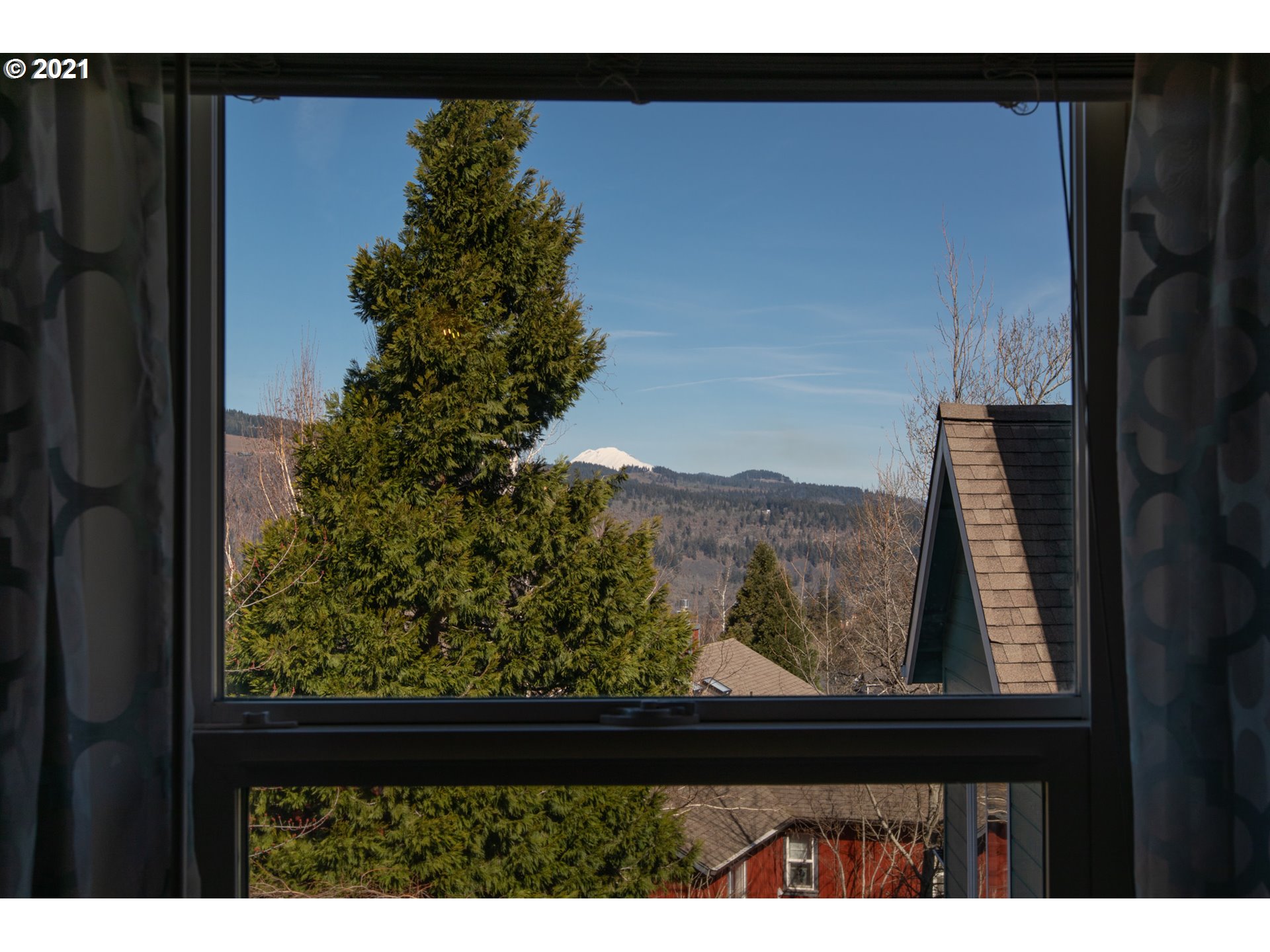 611 Ridgeview Court Hood River, OR 97031 - Photo 23 of 32 Gallery Image 23