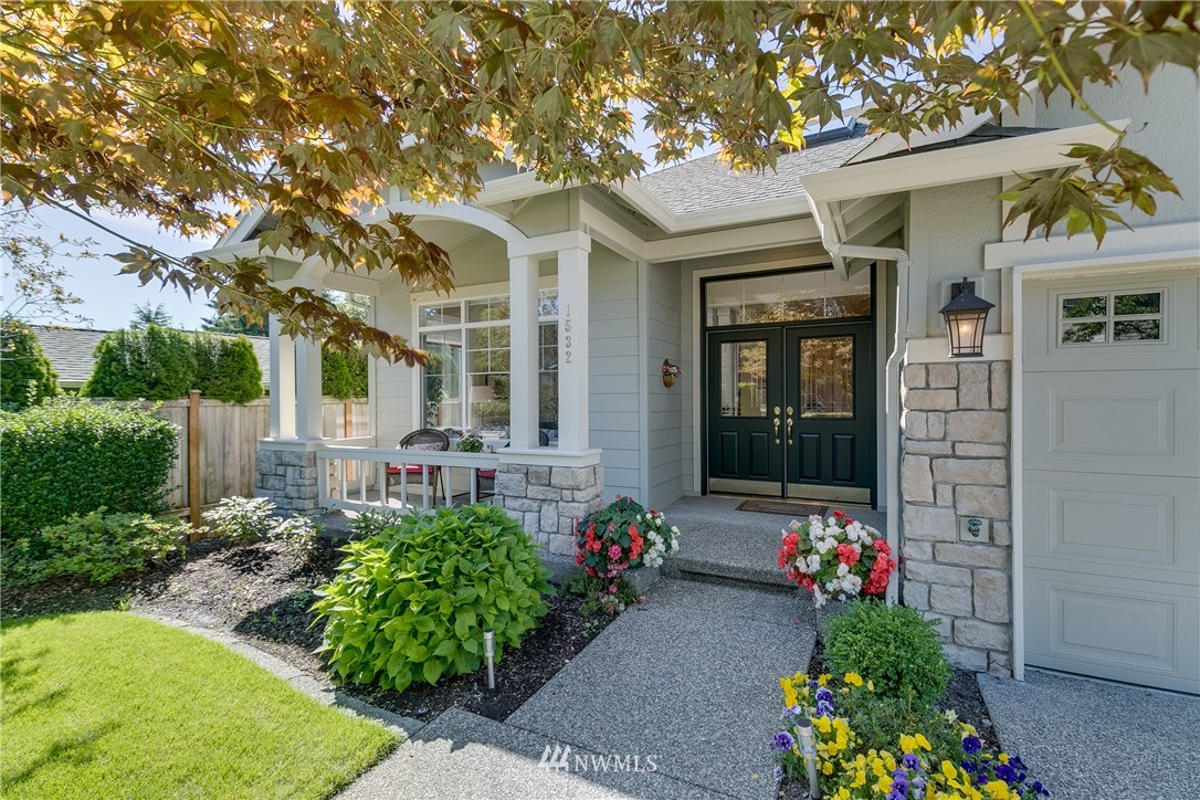 1532 172nd Street Southeast Bothell, WA 98012 - Photo 2 of 25
