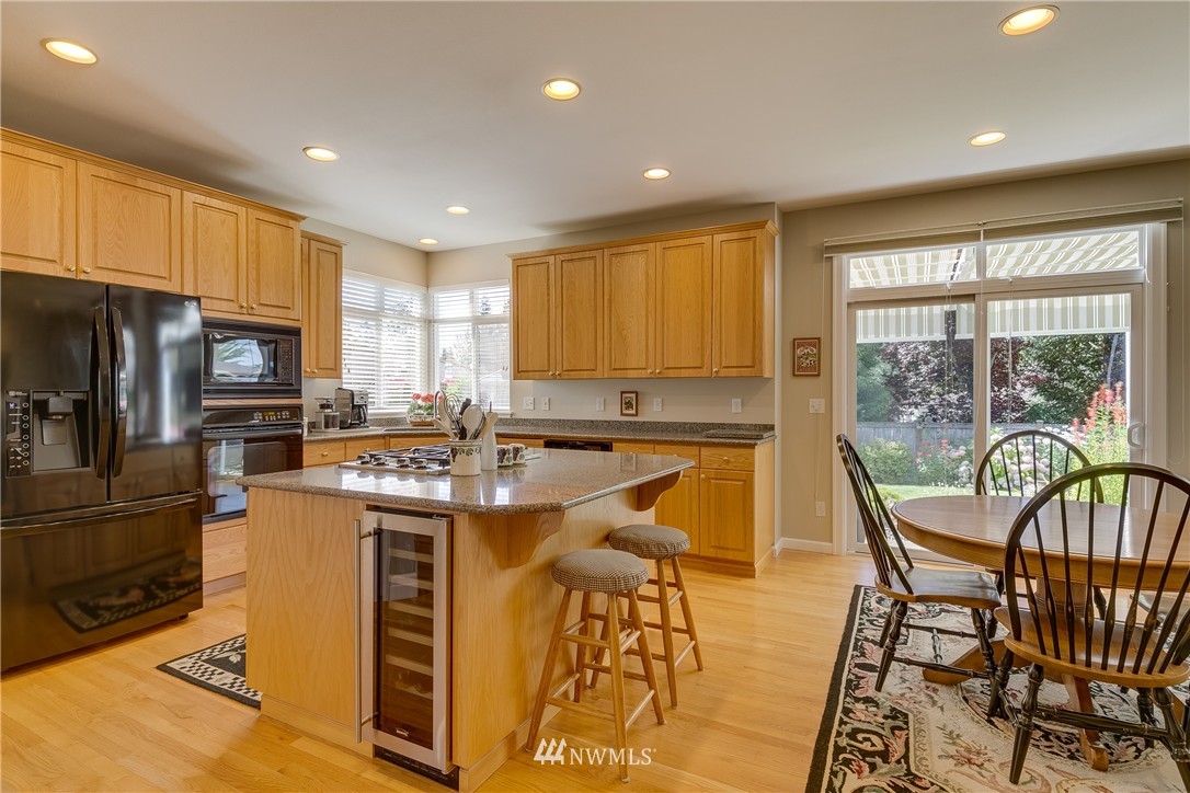 1532 172nd Street Southeast Bothell, WA 98012 - Photo 12 of 25