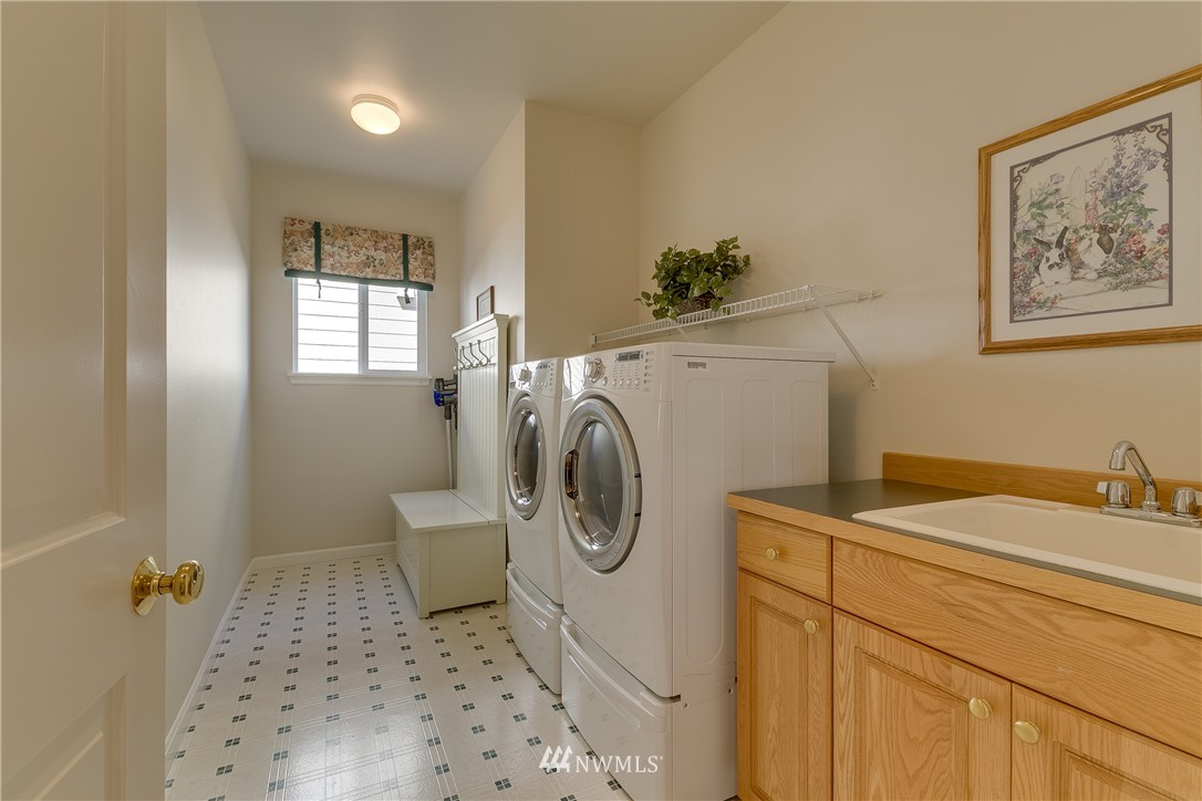 1532 172nd Street Southeast Bothell, WA 98012 - Photo 16 of 25
