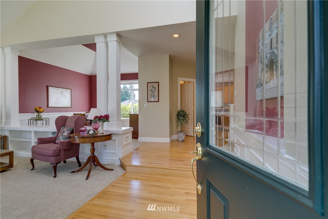 1532 172nd Street Southeast Bothell, WA 98012 - Photo 6 of 25