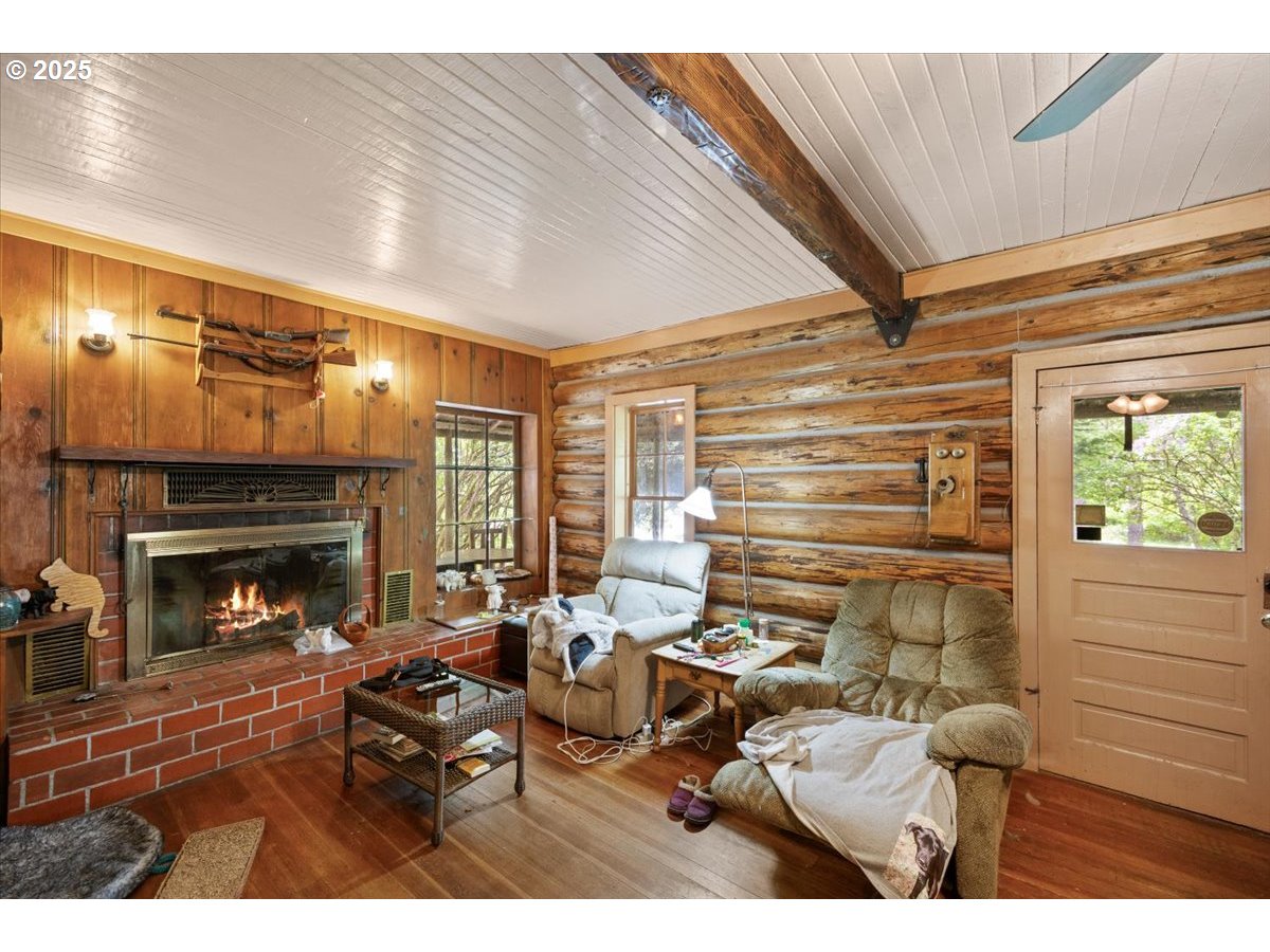 2128 Starveout Creek Road Azalea, OR 97410 - Photo 5 of 32