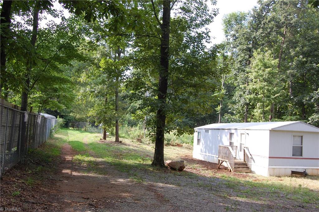 130 Ridge Top Lane Dobson, NC 27017 - Photo 3 of 22 Gallery Image 3