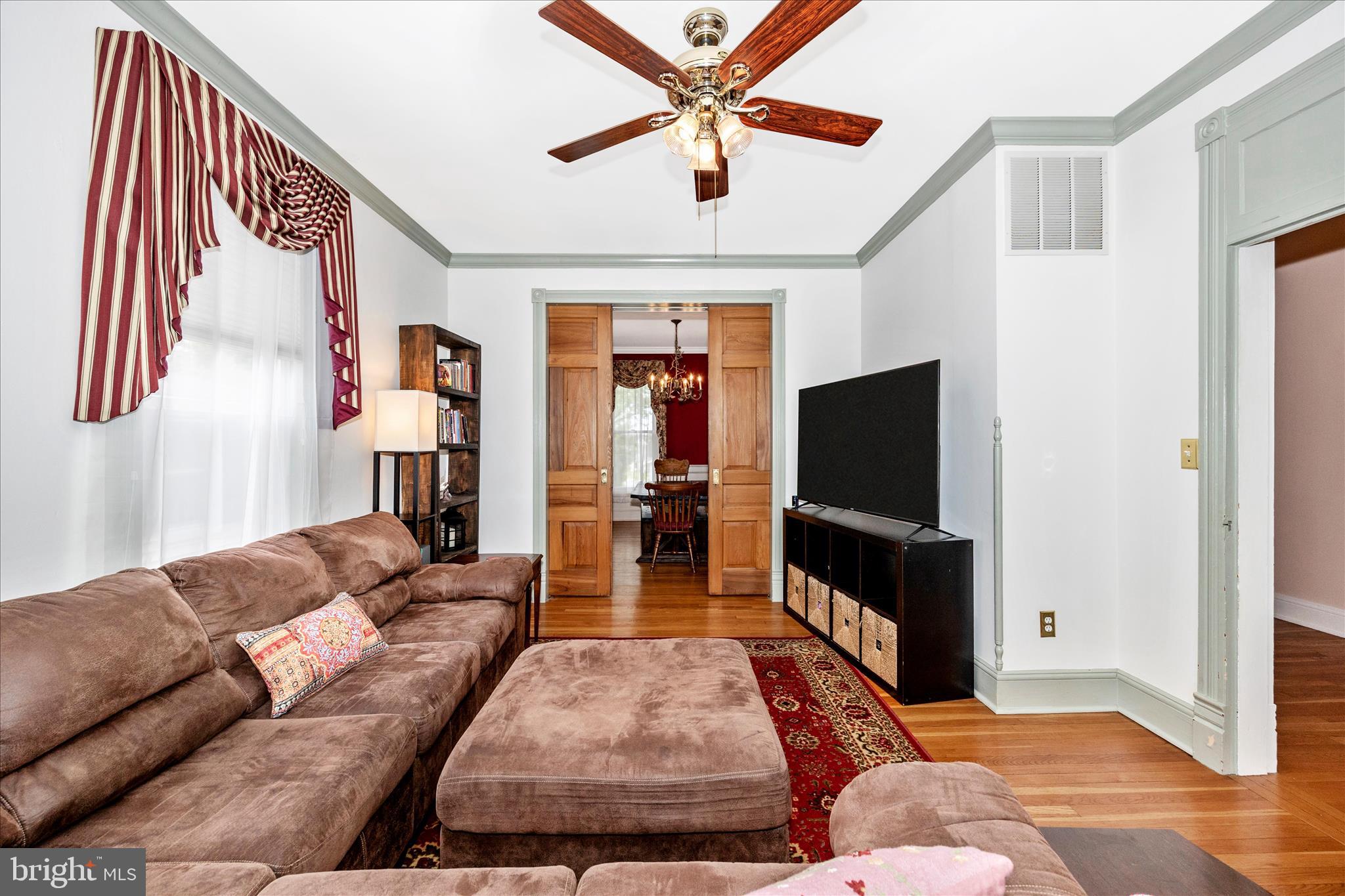 124 East Main Street Middletown, MD 21769 - Photo 13 of 58 Family Room