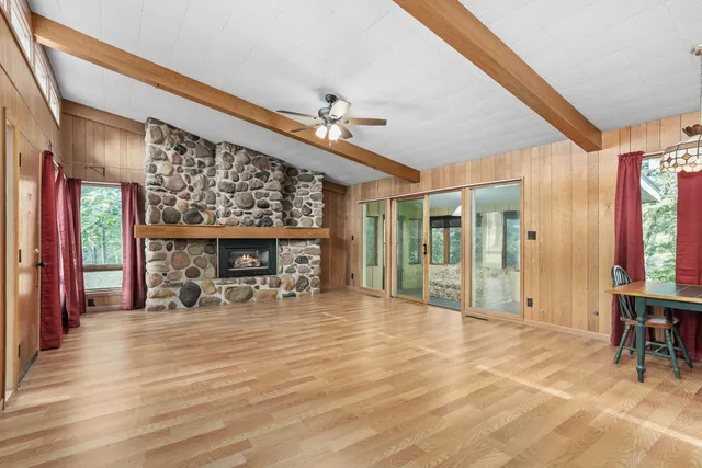 $325,000 | 6927 North Harris, Westfield, WI 53964