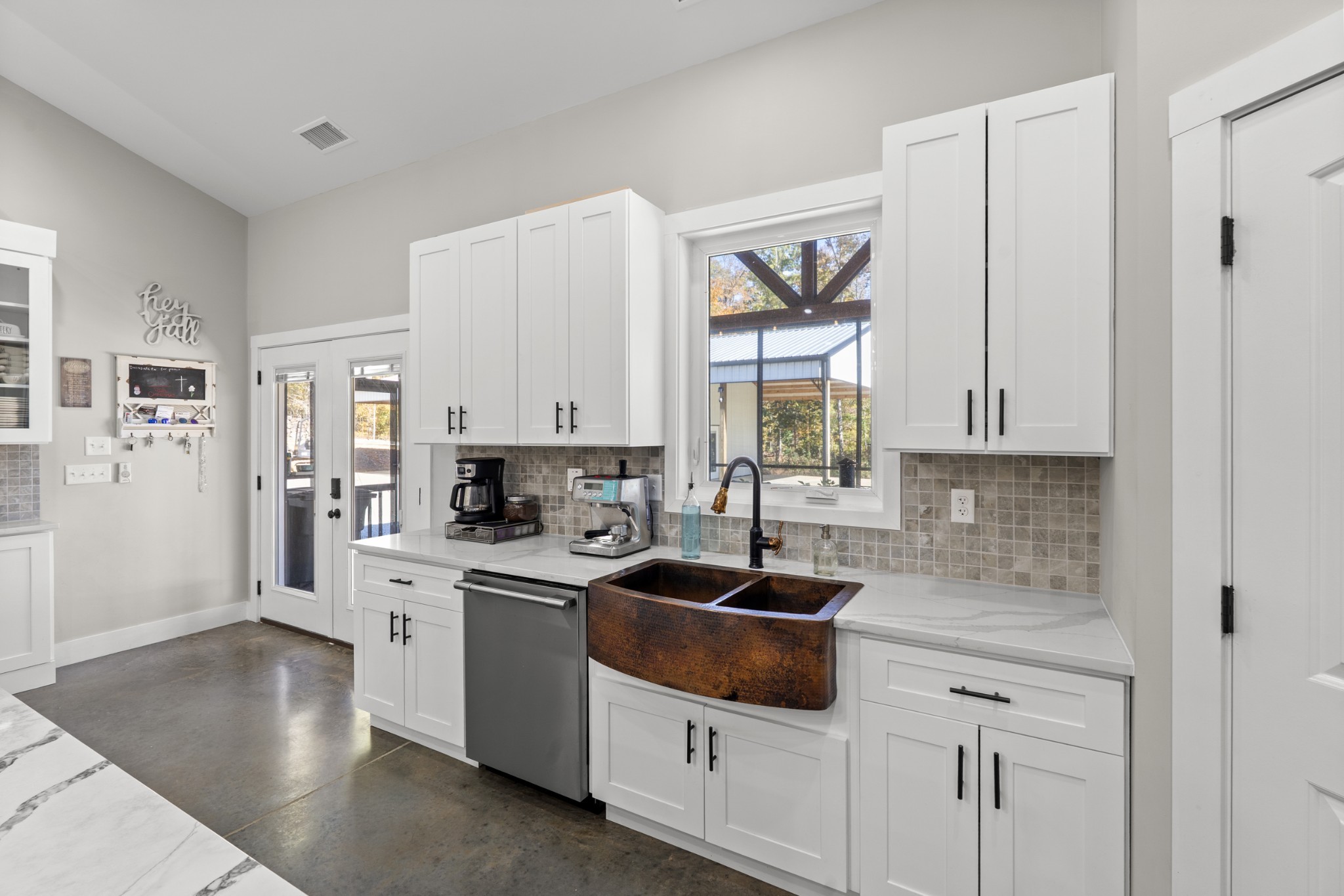 594 Highway 100 Centerville, TN 37033 - Photo 9 of 40 a kitchen with cabinets a sink and appliances