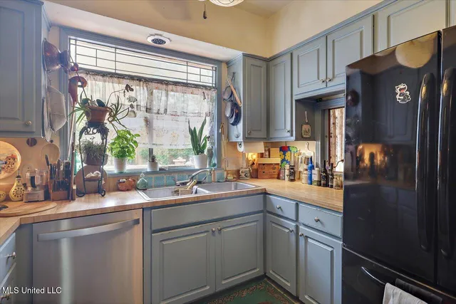 $180,000 | 1032 Meadowbrook Road, Jackson, MS 39206