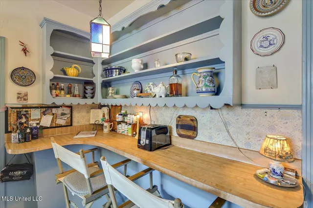 $180,000 | 1032 Meadowbrook Road, Jackson, MS 39206