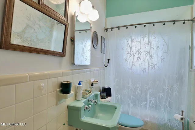 $180,000 | 1032 Meadowbrook Road, Jackson, MS 39206