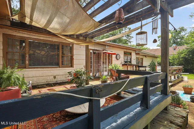 $180,000 | 1032 Meadowbrook Road, Jackson, MS 39206