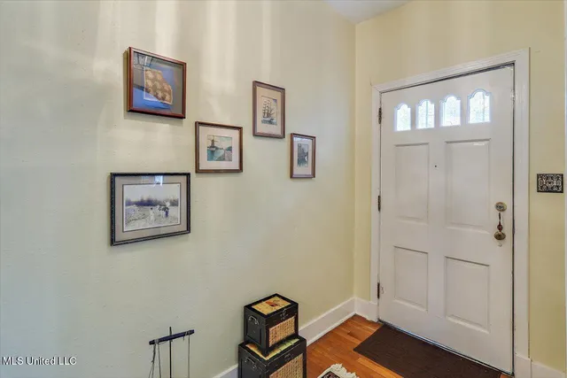 $180,000 | 1032 Meadowbrook Road, Jackson, MS 39206