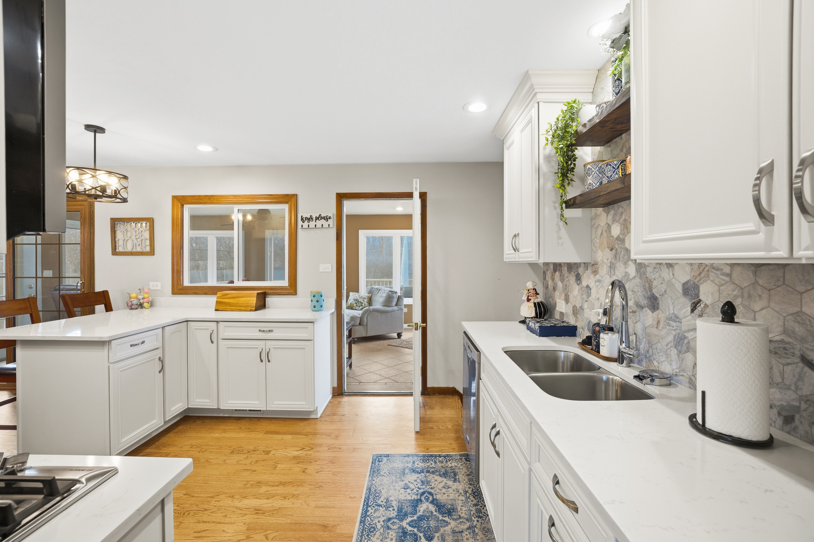 2311 Clyde Terrace Homewood, IL 60430 - Photo 4 of 19