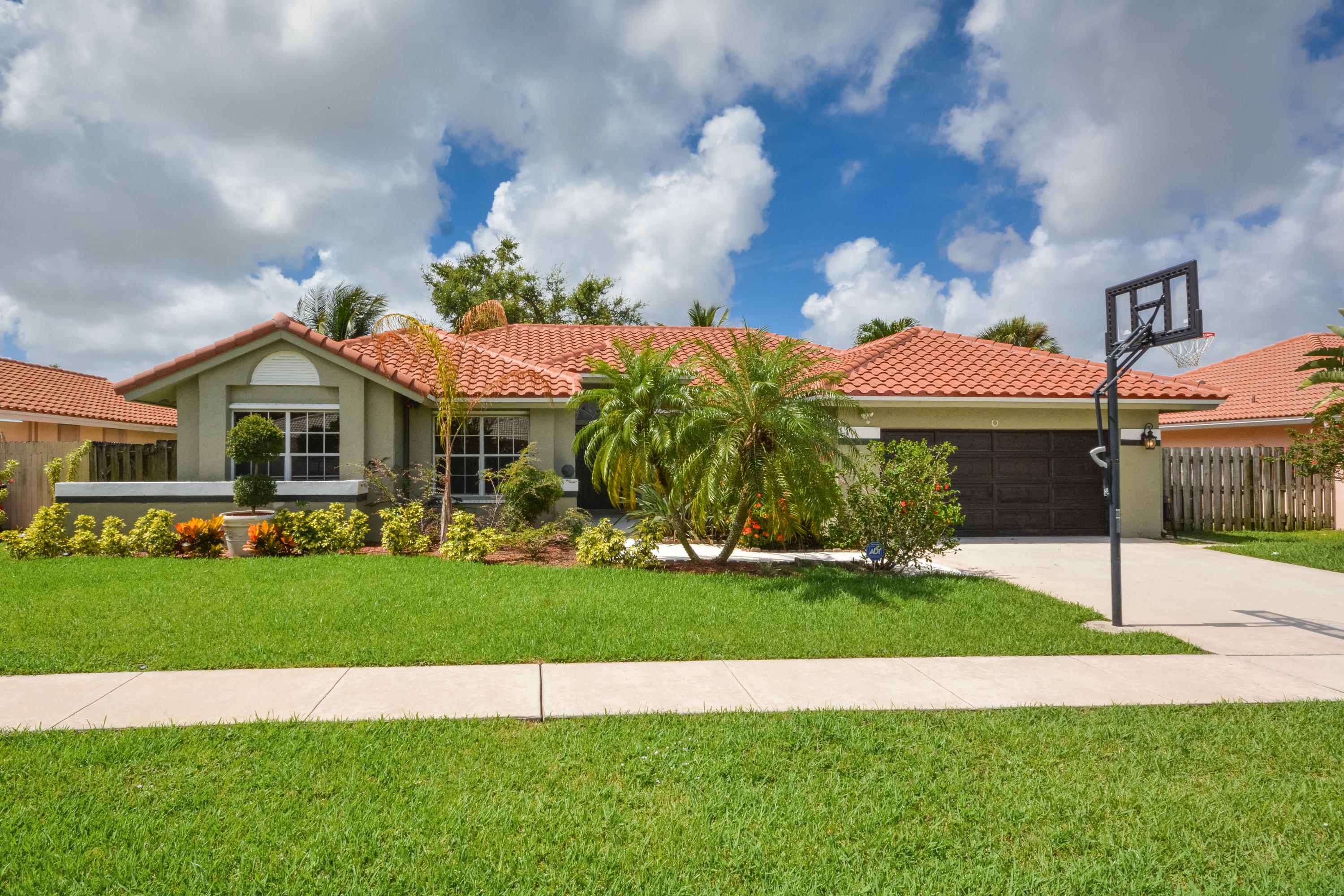9626 Carousel Circle North Boca Raton, FL 33434 - Photo 1 of 21 9626 Carousel Cir N_Pam Thomes_14