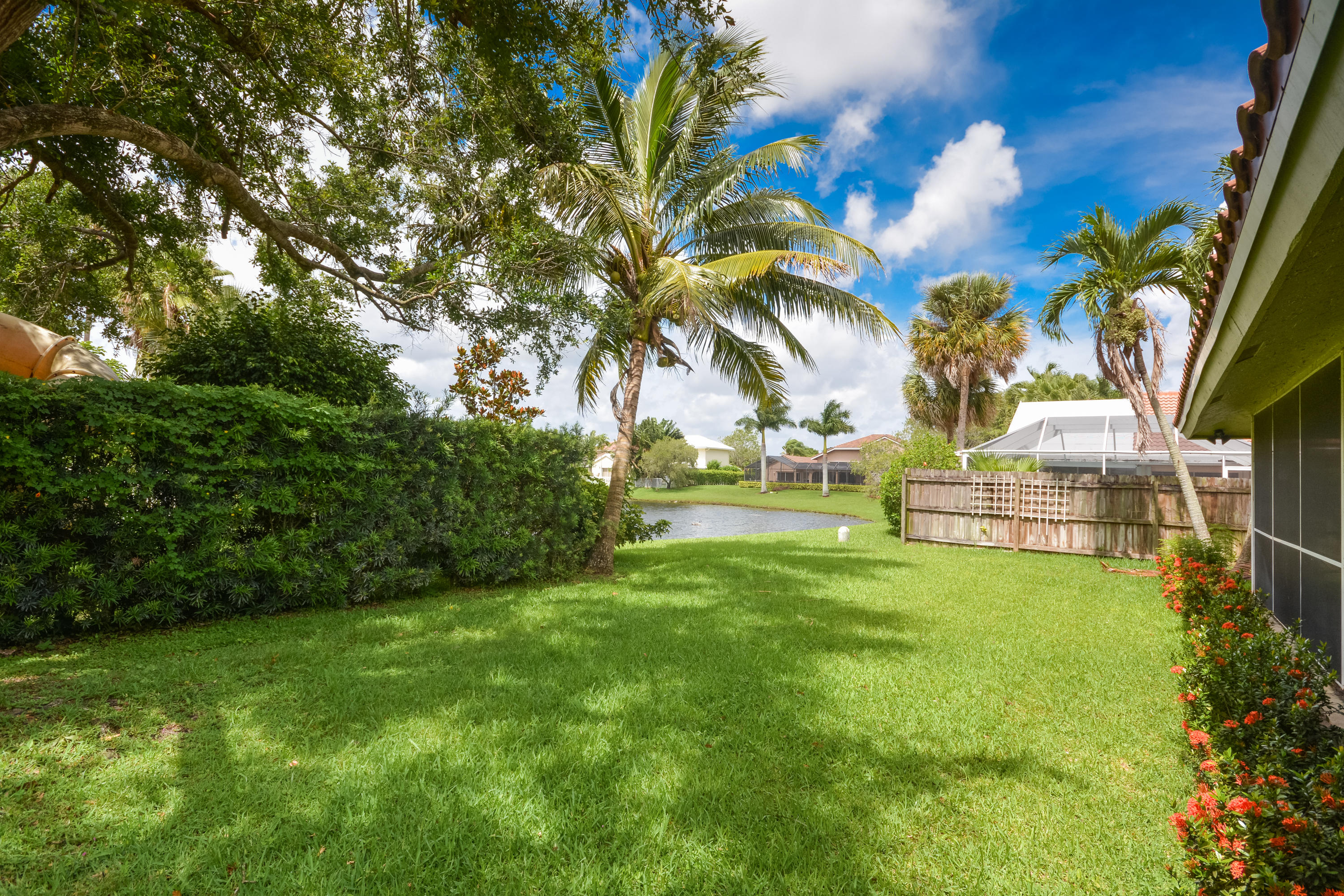 9626 Carousel Circle North Boca Raton, FL 33434 - Photo 5 of 21 9626 Carousel Cir N_Pam Thomes_20