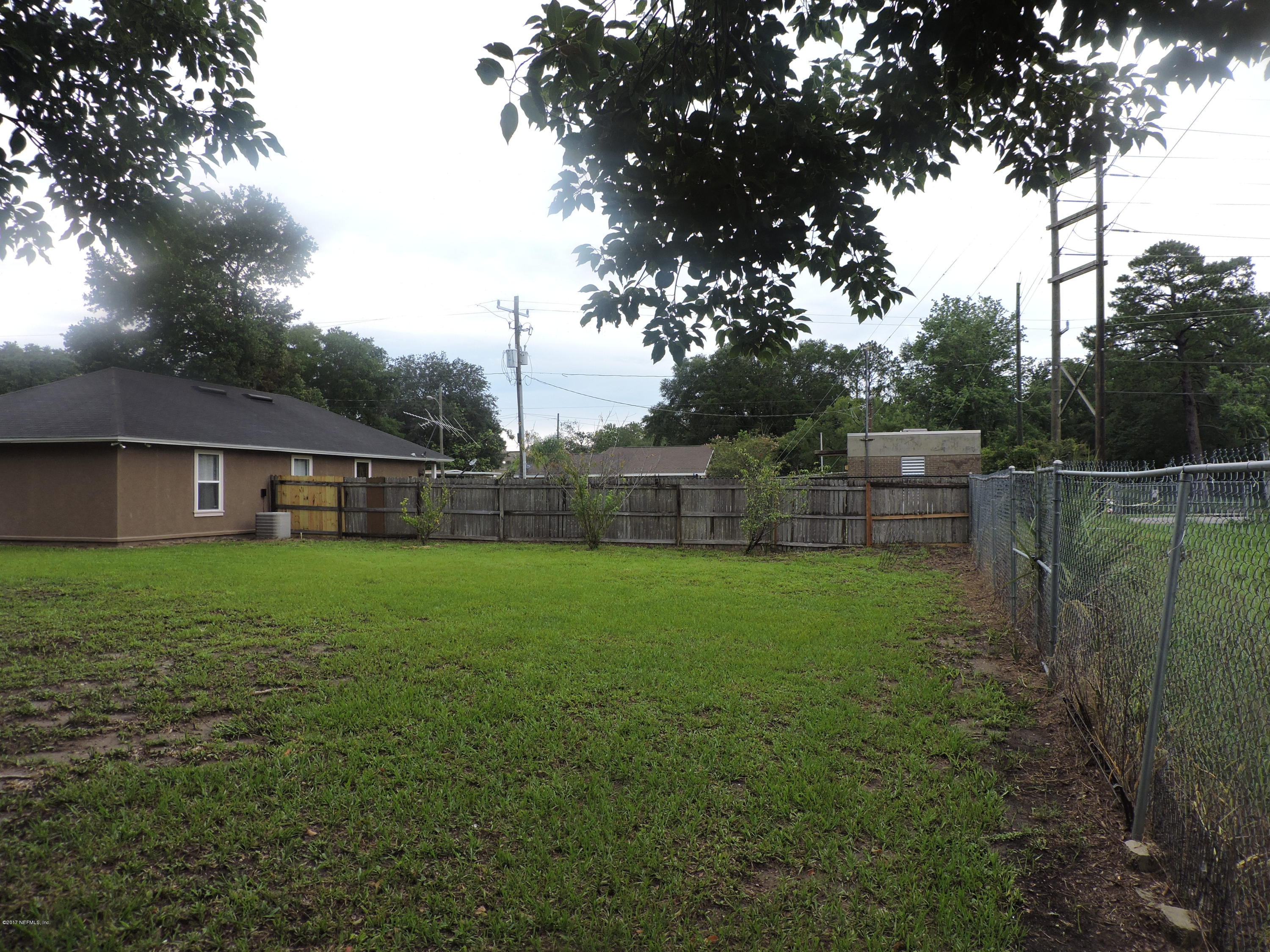 10142 Agave Road Jacksonville, FL 32246 - Photo 18 of 19 backyard 3