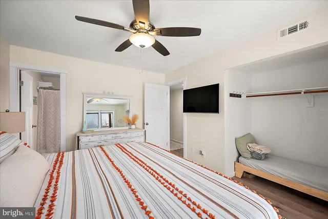 $325,000 | 411 146th Street, Unit 145, Ocean City, MD 21842