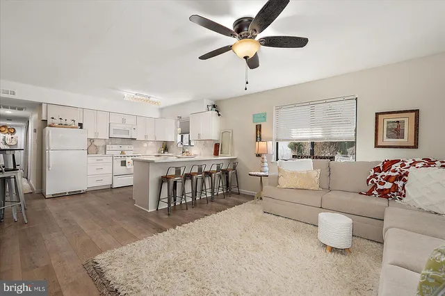 $325,000 | 411 146th Street, Unit 145, Ocean City, MD 21842