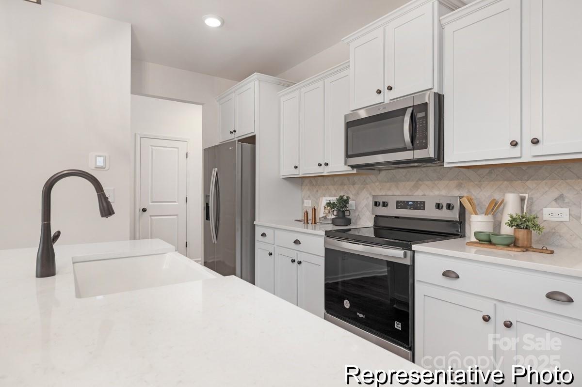 1532 Autumn Banks Way, Unit 102 Dallas, NC 28034 - Photo 5 of 27