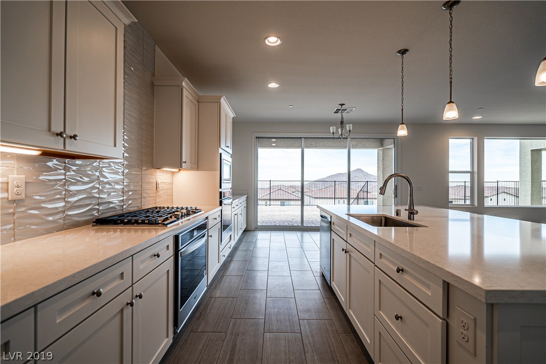 4564 Amazing View Street Las Vegas, NV 89129 - Photo 3 of 41