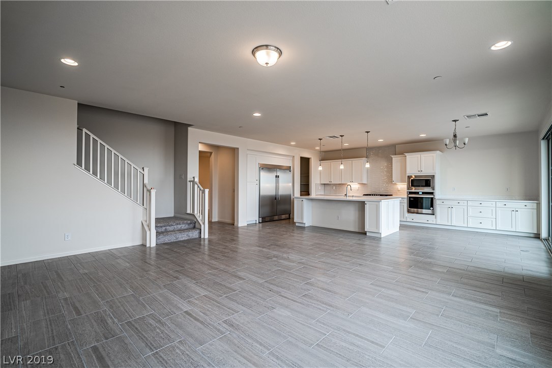 4564 Amazing View Street Las Vegas, NV 89129 - Photo 6 of 41