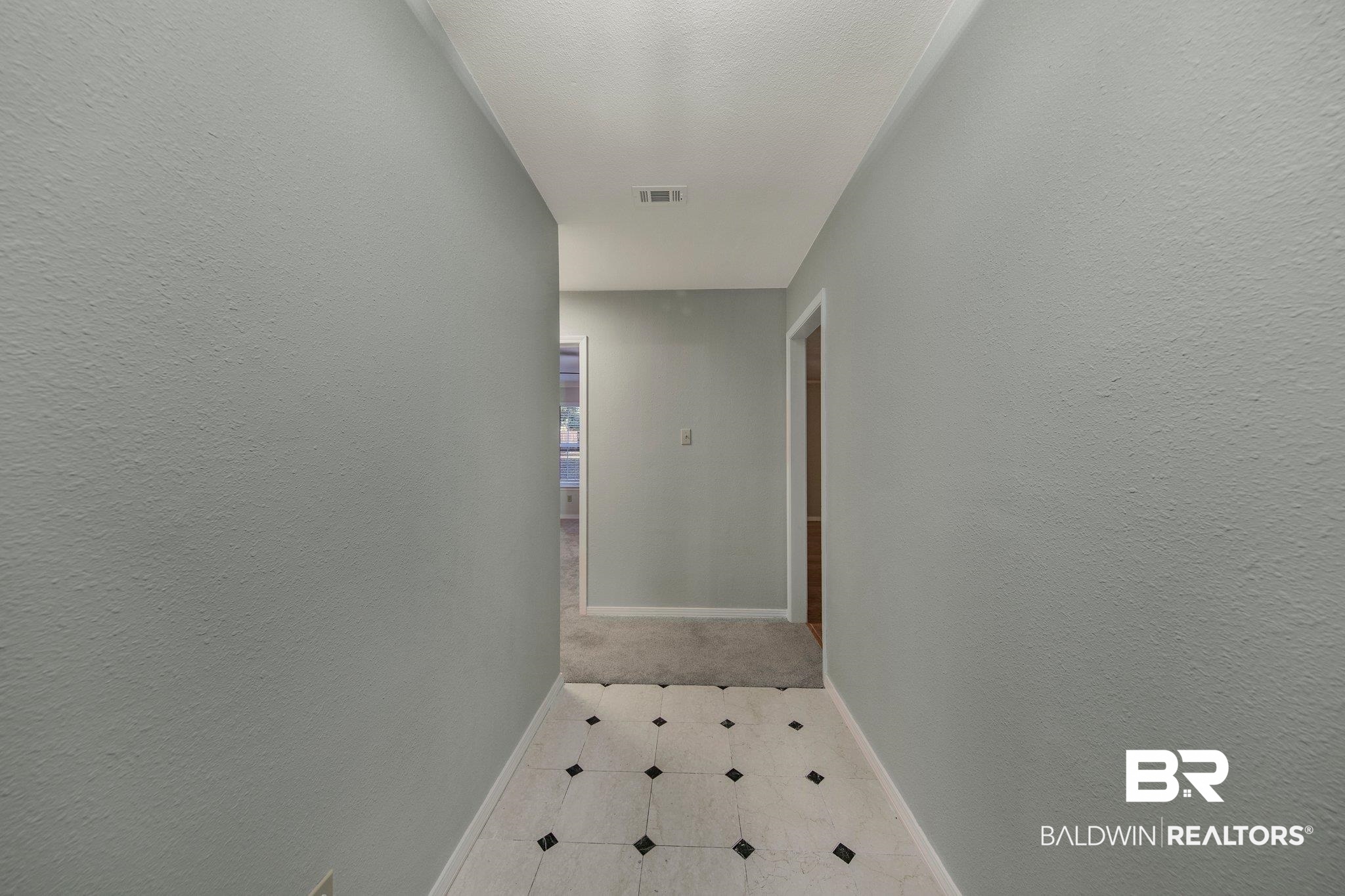 2100 Luckner Court Mobile, AL 36618 - Photo 11 of 49