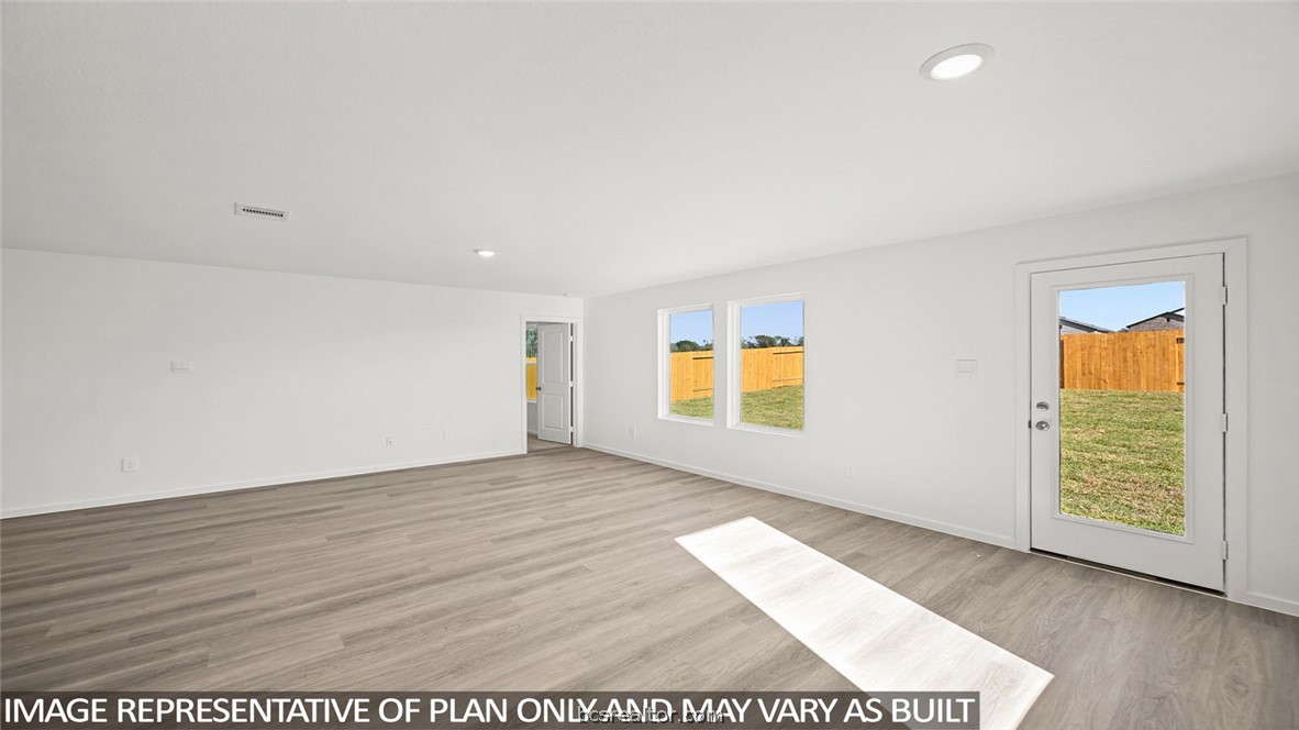 212 Paco Loop Caldwell, TX 77836 - Photo 6 of 22 Gallery Image 6