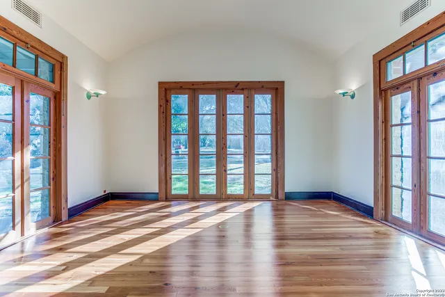 $7,500 | 2 Laurel Place, San Antonio, TX 78209