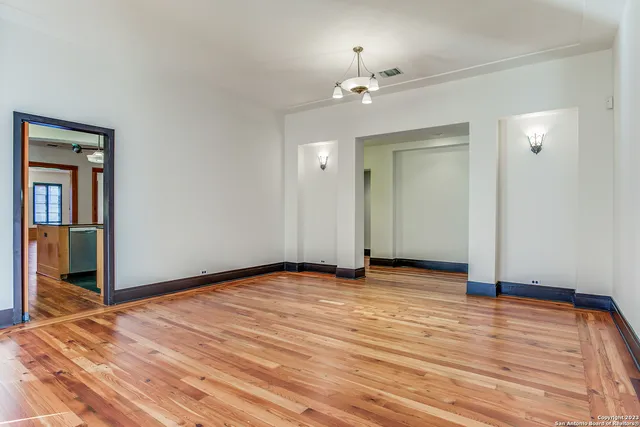 $7,500 | 2 Laurel Place, San Antonio, TX 78209