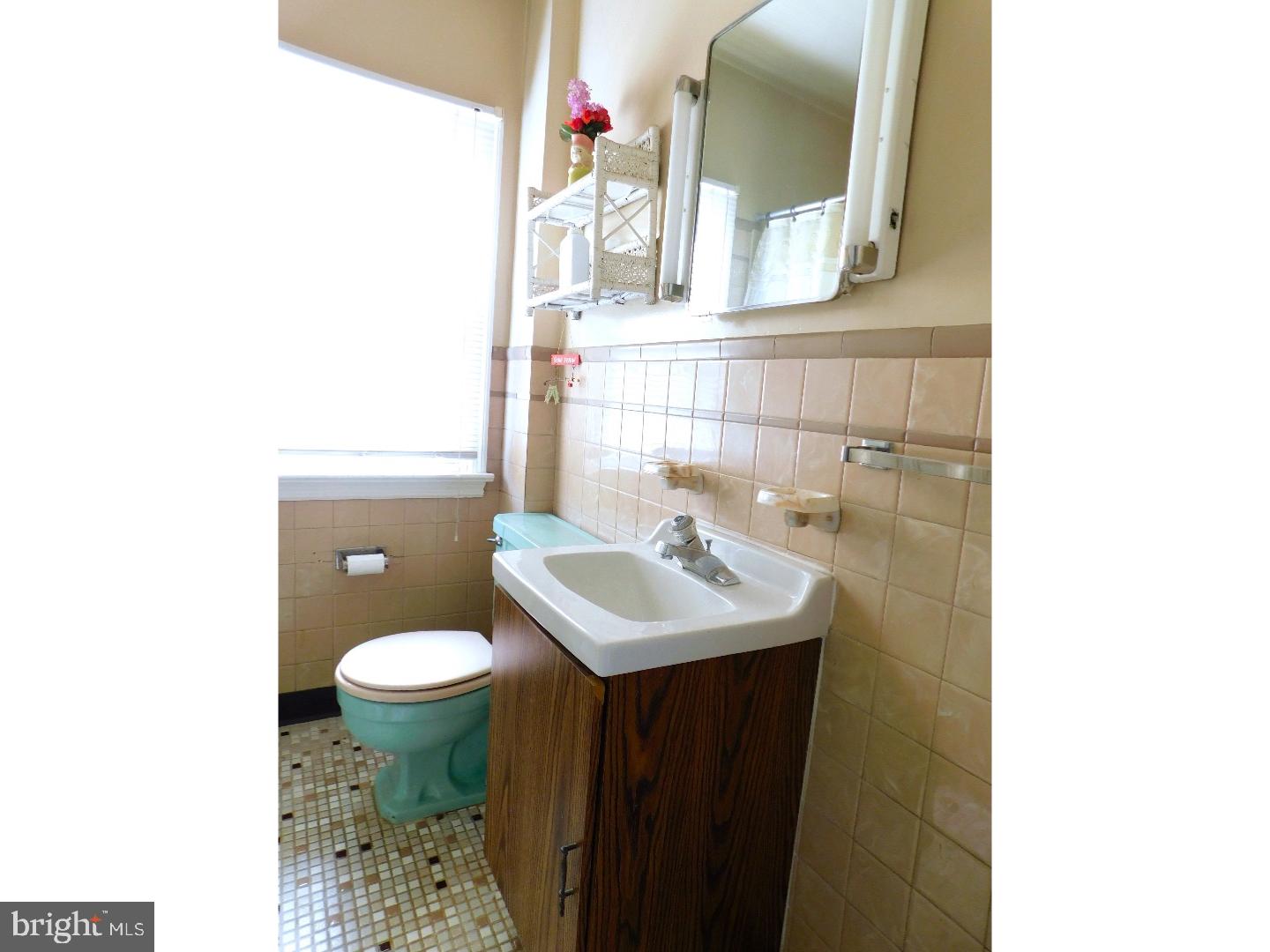 504 Bonsall Road Ridley Park, PA 19078 - Photo 18 of 23 Bathroom