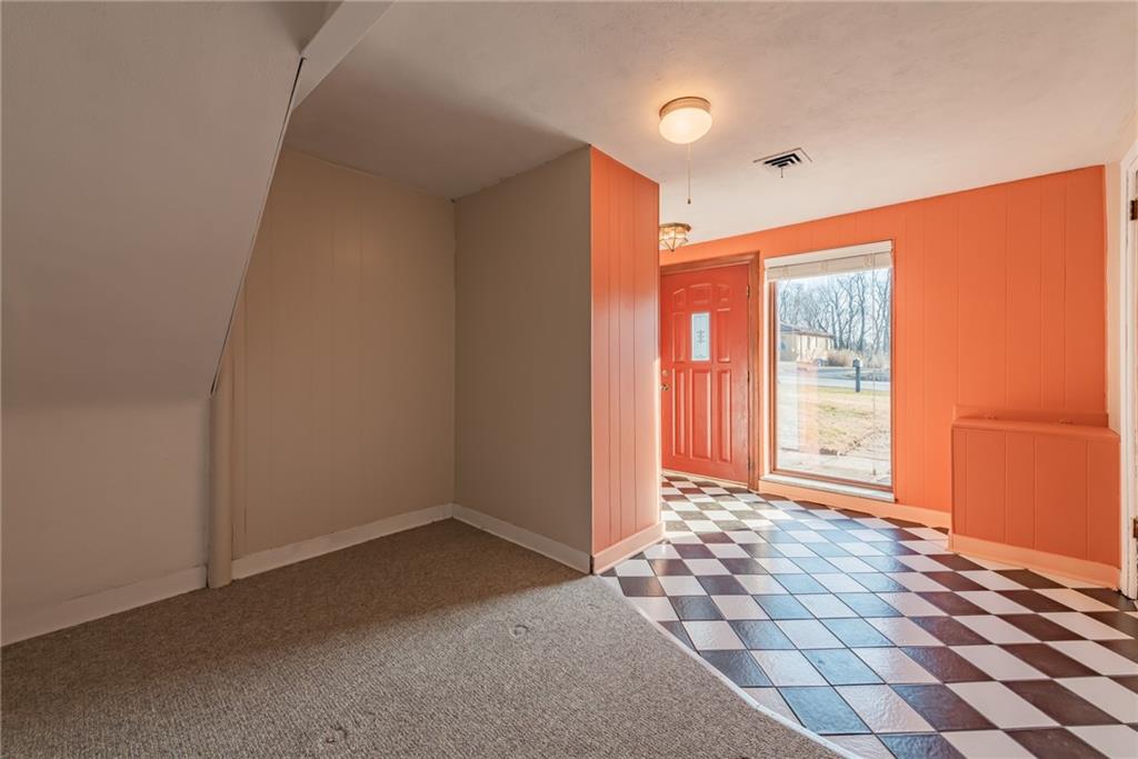 1541 Anderson Road Pittsburgh, PA 15209 - Photo 2 of 25