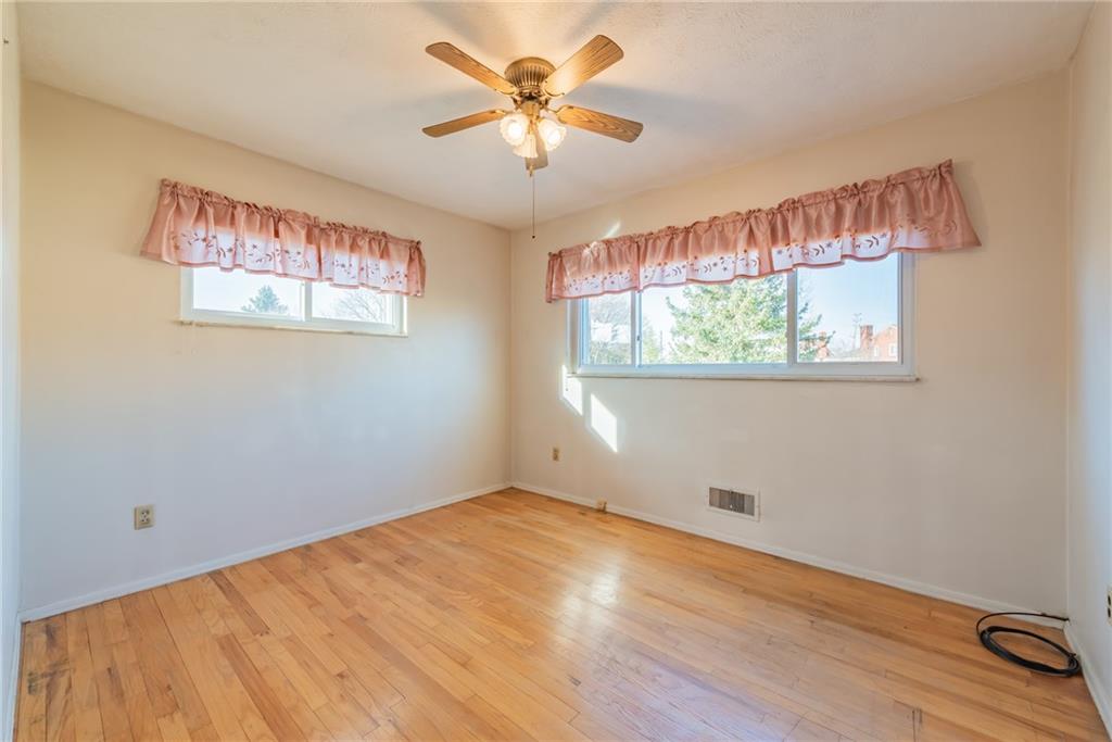 1541 Anderson Road Pittsburgh, PA 15209 - Photo 16 of 25