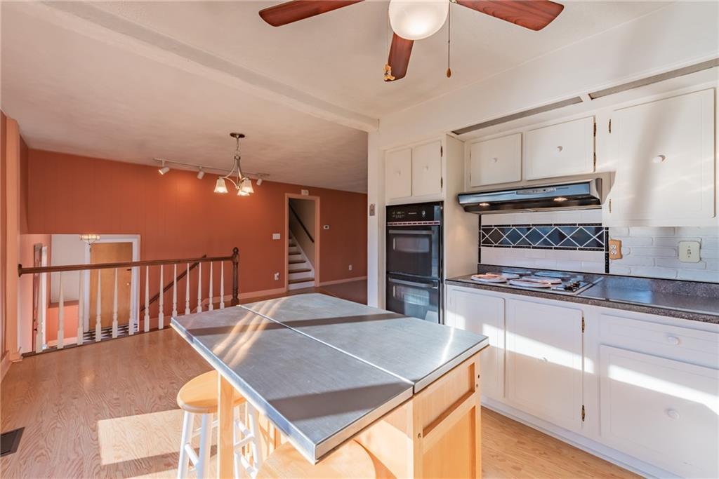 1541 Anderson Road Pittsburgh, PA 15209 - Photo 7 of 25