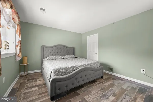 $899,000 | 1 Southview Court, Silver Spring, MD 20905