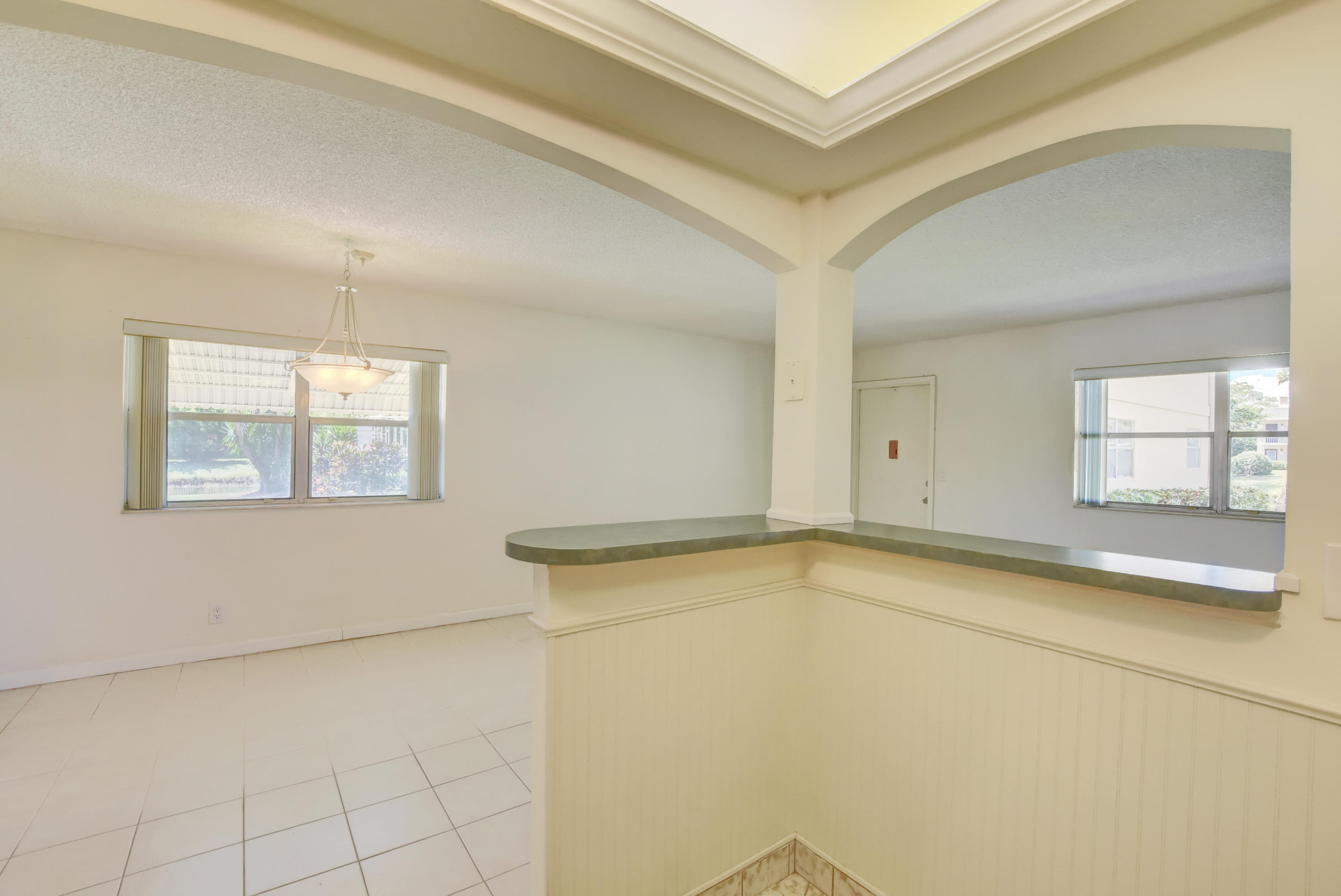 454 Monaco J Delray Beach, FL 33446 - Photo 14 of 22 14_ebf_7102and4more